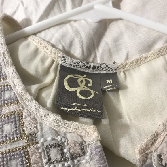 Anthropologie tank one September top size M cream beaded embroidered top… - Picture 2 of 7